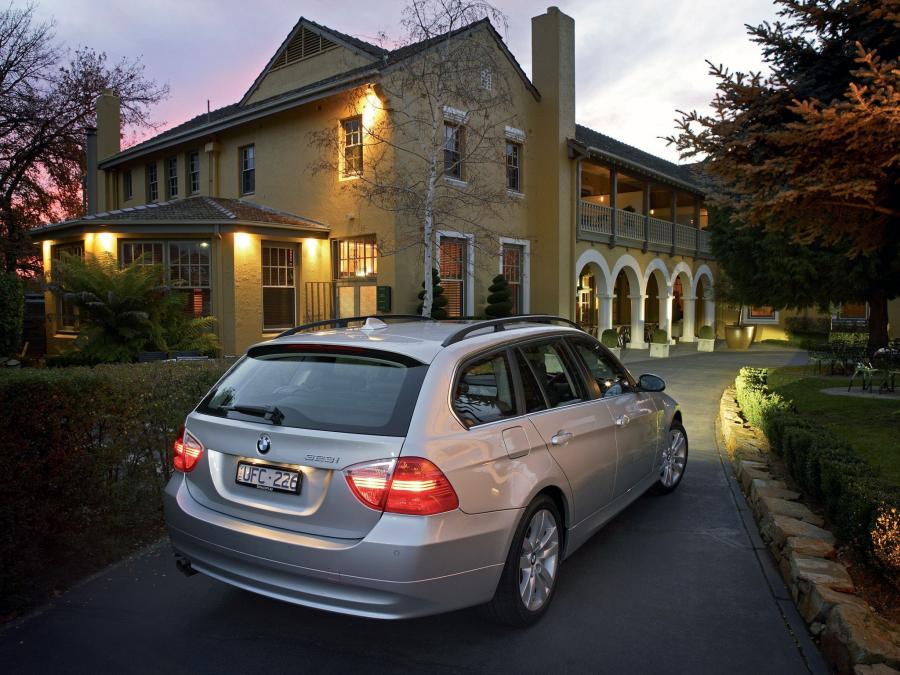  BMW 323i Touring 2006 года  (фото 3 из 5)